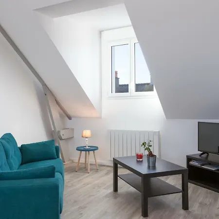 Marechal Leclerc * Laval (Mayenne)