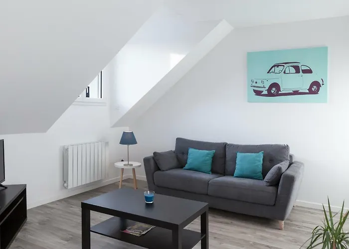 Marechal Leclerc * Laval (Mayenne)