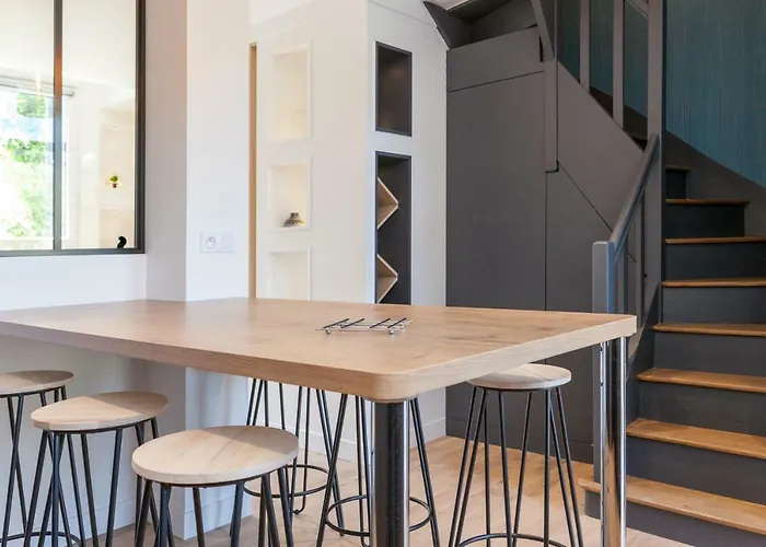 Daire Marechal Leclerc Laval (Mayenne)